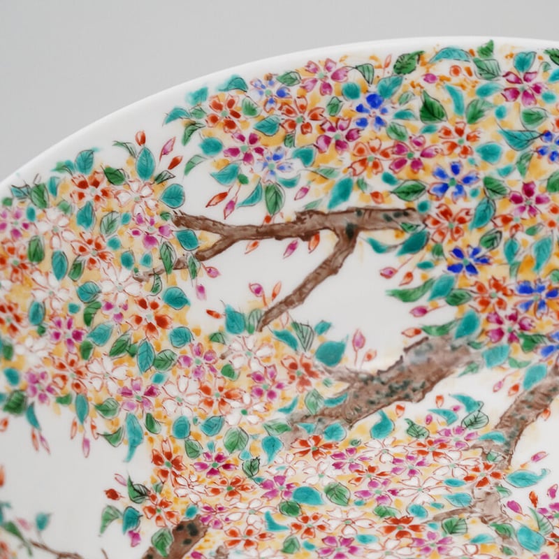 ★新品・未使用 / 一点もの / 有田焼　絵付師 平戸泰山 作 平戸泰山 「極彩赤絵」】 枝桜 大鉢 30cm | (株) 中山陶和堂 有田
