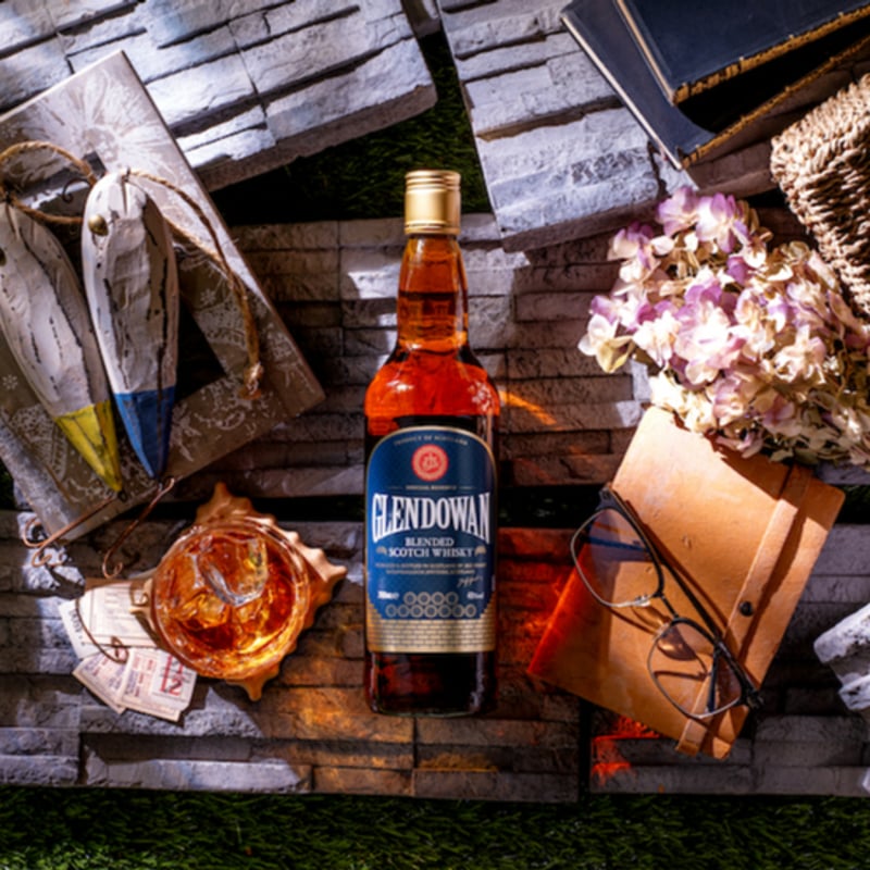 ウィスキー色々 バスカー1000mlディーコン有り バスカー アイ