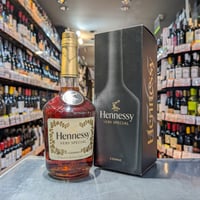 ザ・グレンリベット18年［正規］40度／700ml ※箱付き | ガソスタハセガワ