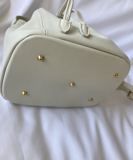 【OUTLET】BERTHELOTTI  LILLY  ドローストリングバッグ　オフホワイト