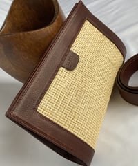 【studio SARTA TILDA】レザー×ラタン ショルダーストラップ付きクラッチ