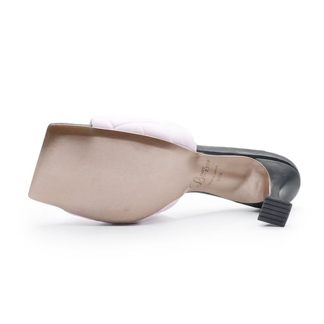 スクエアトゥキルティングミュールサンダル/Square to quilted mule sandals L0227 (LAVENDER）