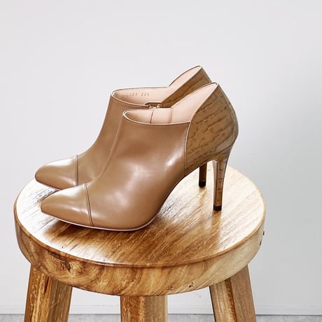 ソフトポインテッドストレートチップブーティー/Soft pointed straight tip booties L0071 （CAMEL/C）