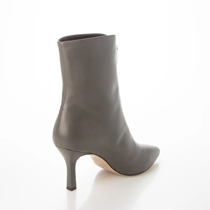 ポインテッドフロントジップショートブーツ/ Pointed front zip short b