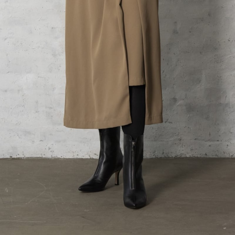 ポインテッドフロントジップショートブーツ/ Pointed front zip ポインテッドフロントジップショートブーツ/ Pointed front zip