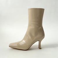 スリムスクエアセンターシームデザインショートブーツ/Slim square center seam design short boots L0245 （BEIGE）