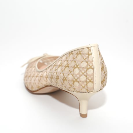 ポインテッドリボンチュールパンプス/ Pointed ribbon tulle pumps L0273 (IVORY/C)