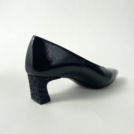 ポインテットトゥ グリッターヒール エナメルパンプス / Pointed-toe glitter heel enamel pumps L0244 (BLACK/E）
