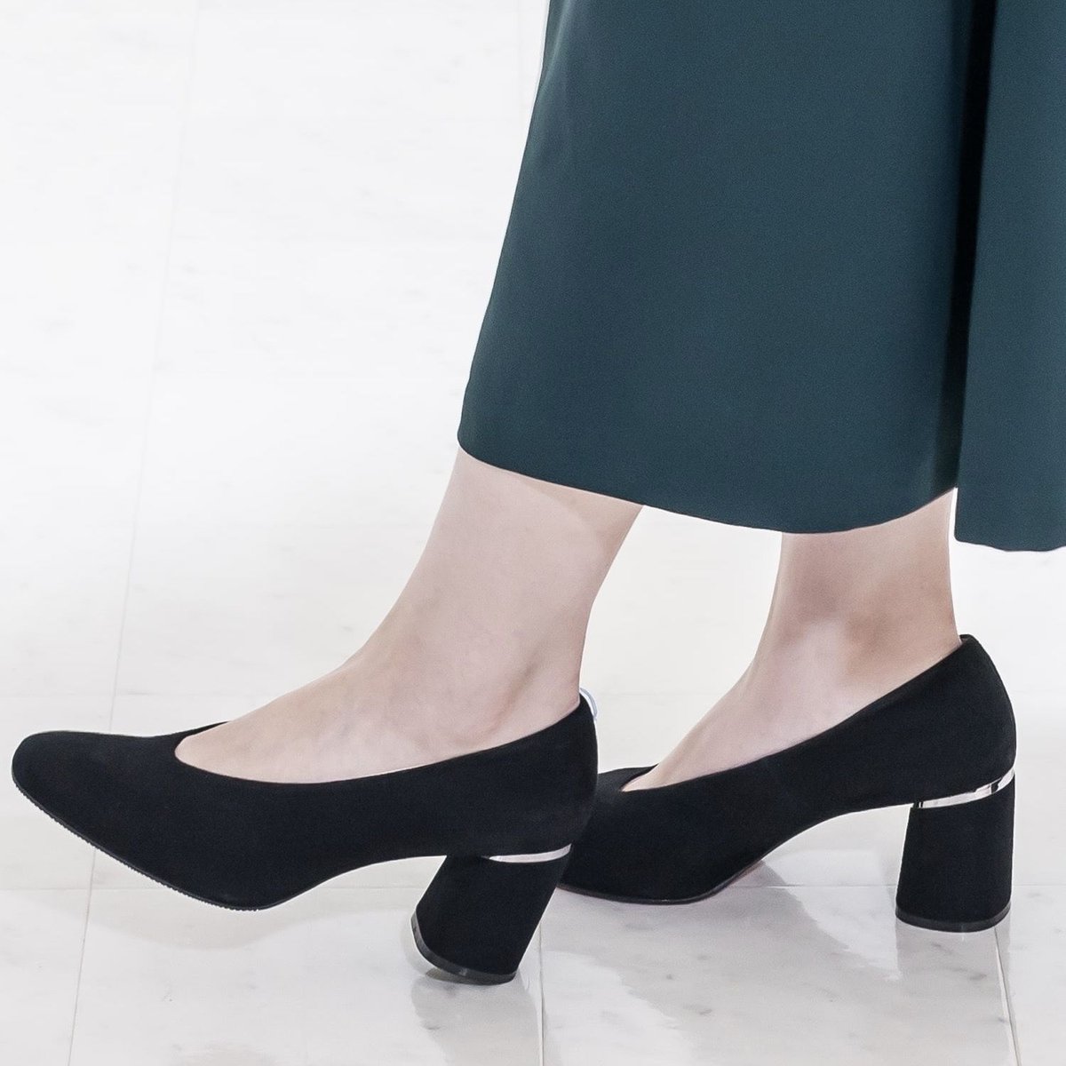 スクエアチャンキーヒールパンプス/ Square Chunky Heel Pumps L0202（BLACK）