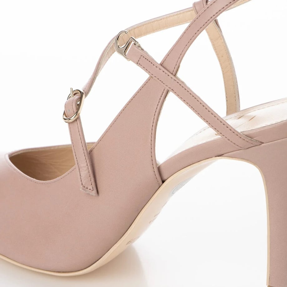 63f09ca839da5f4c87443bd7