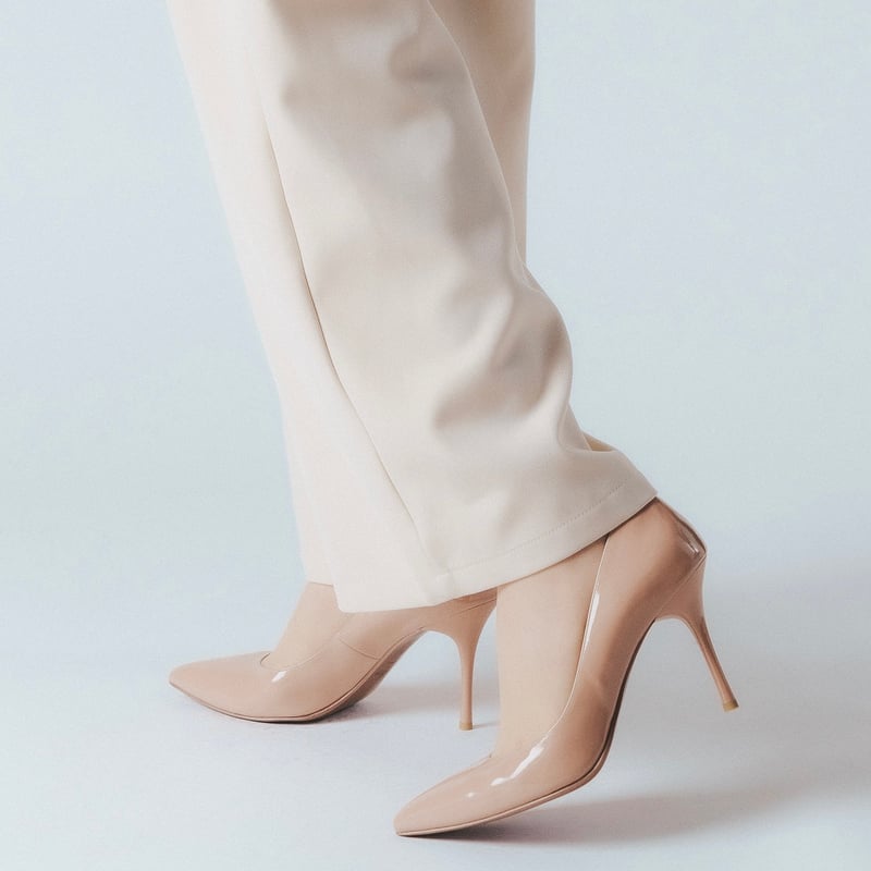ポインテッドトゥエナメルヒールパンプス/Pointed toe enamel heel pum
