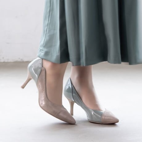 コンビネーションエナメルポインテットトゥパンプス/Combination enamel pointed toe pumps  L0241 （TOPE）
