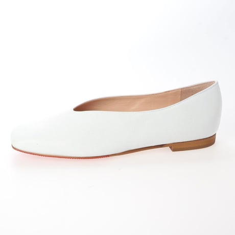 スクエアVカットフラットシューズ / Square v-cut flat shoes L0205（WHITE）
