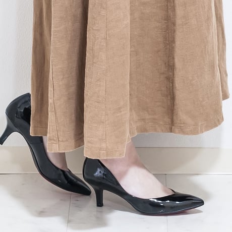 Vカットエナメルパンプス/ V-cut enamel pumps L0113（BLACK/E）
