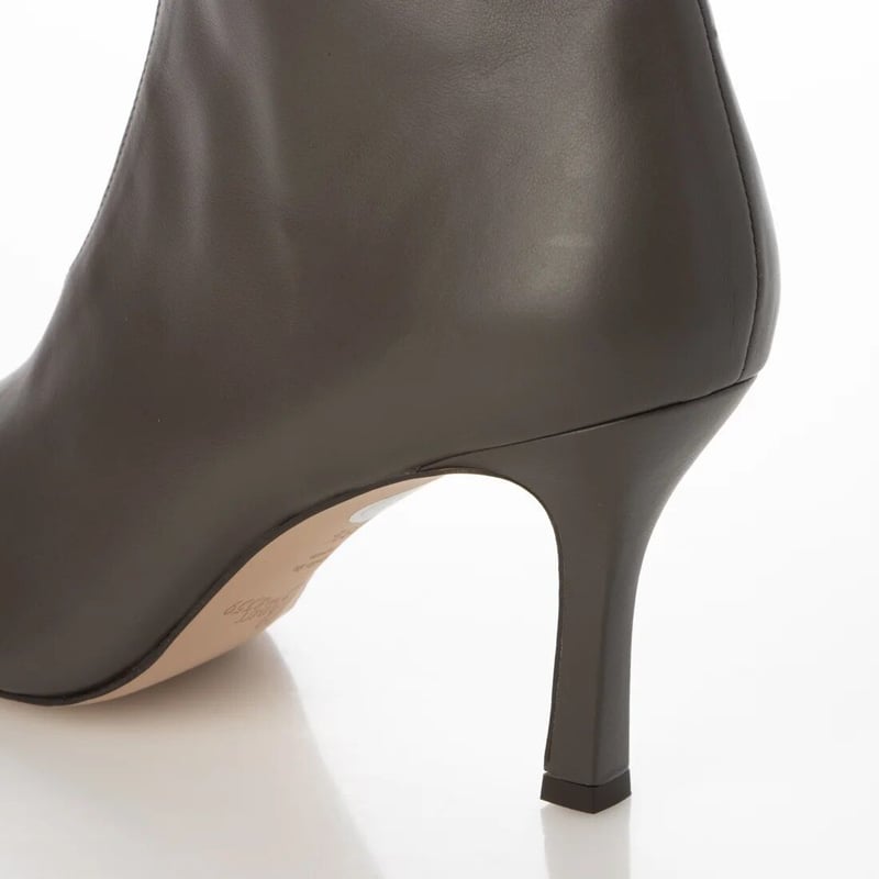 YELLO GRIS ショートブーツ 06002379.jpg