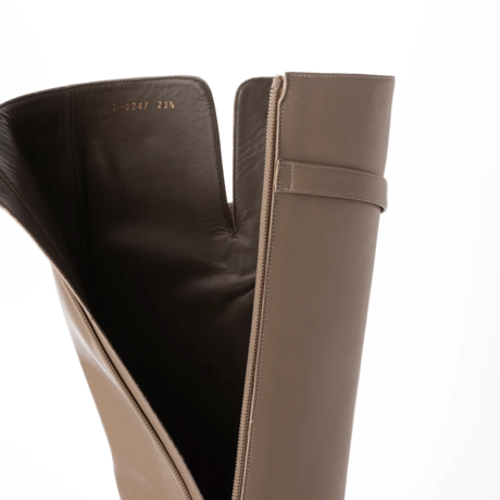 スクエアトゥバックルベルト付きロングブーツ/Square toe buckle belt long boots L0247（ASH PINK）