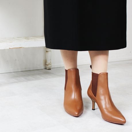 オールウェザーポインテッドサイドゴアショートブーツ/All weather pointed side gore short boots L0230 (BROWN)