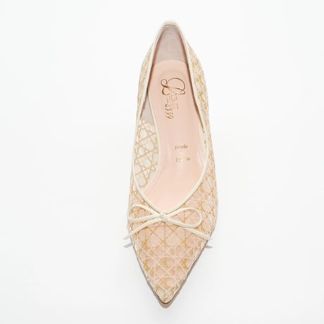 ポインテッドリボンチュールパンプス/ Pointed ribbon tulle pumps L0273 (IVORY/C)