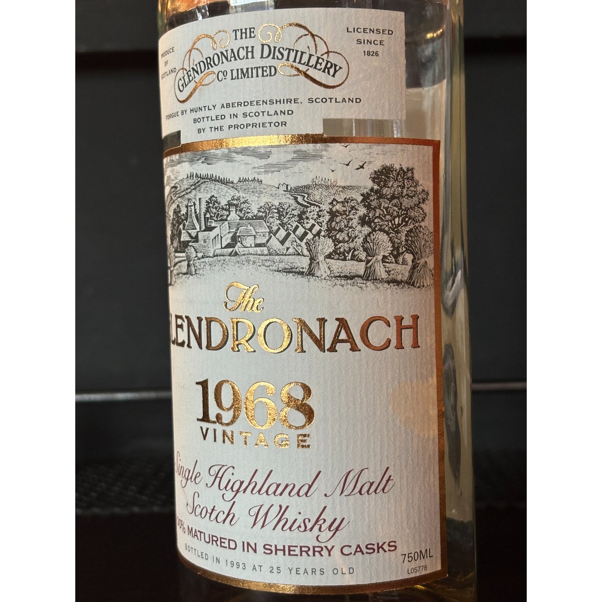dachronicpoint　旧住所！！　37年〜42年古酒！！ 元箱/ボトル入】OB Glendronach Vintage 68-93 25y 43% 1