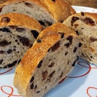 ライ麦フルーツパン