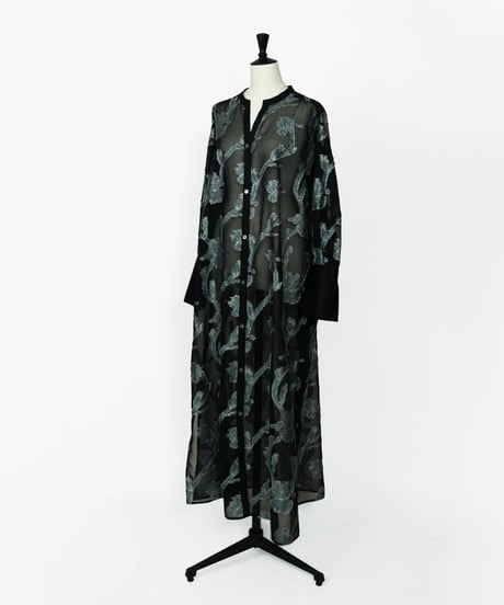 D-02 Iris Cut jacquard Long shirt one-piece [BLACK Flower] sample