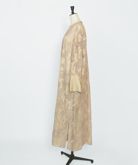 D-02 Iris Cut jacquard Long shirt one-piece [BEIGE Flower] sample