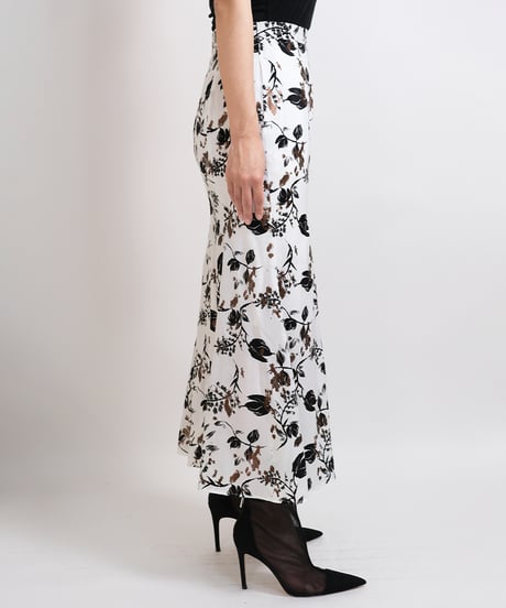 S-02 Foil Flower Skirt <WHITE Flower>  sample