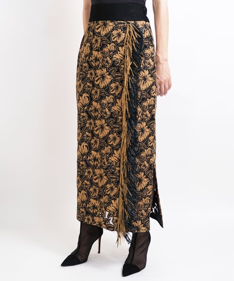 S-02 Flower Lace Fringe Skirt<CAMEL lace> sample