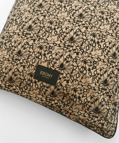 EG/C-01 Flower Embroidery Cushion Cover