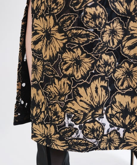 S-02 Flower Lace Fringe Skirt<CAMEL lace> sample