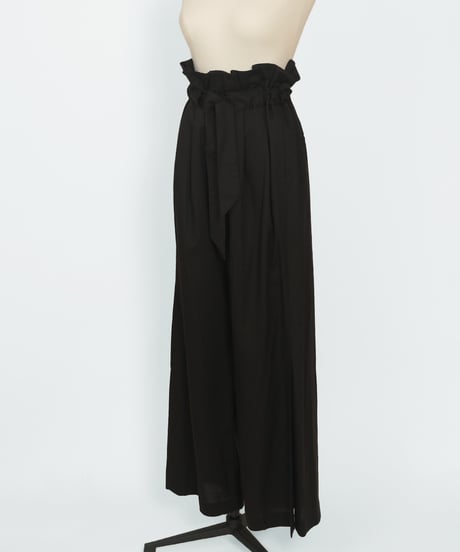 P-01/01 Gather pants [BLACK] sample