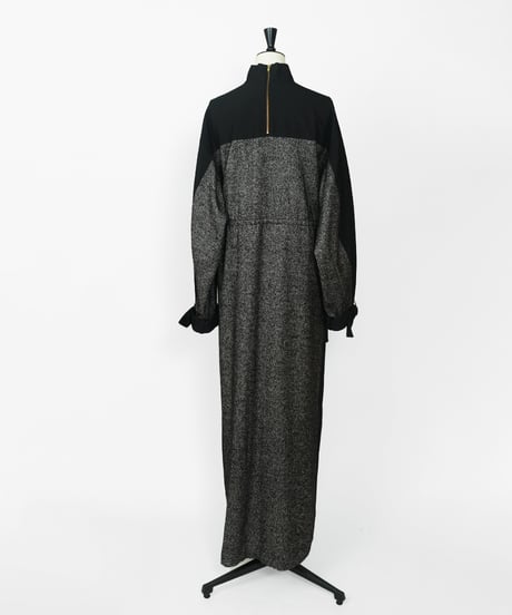 D-01/01 Wool Long Dress  <BLACK> sample
