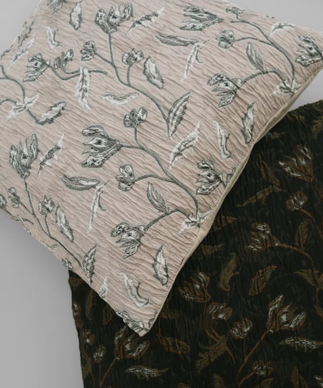 EG/C-01 Flower Jacquard Cushion Cover