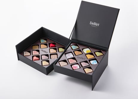 限定コラボ ダイヤモンドサプライ × CHOCOLATE チョコレートトレーナー CATEGORY 2025 Chocolate Collection | DelReY 公式オ