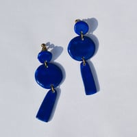 wind -indigo blue