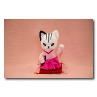 クラリキャットぬいぐるみ　招きベルちゃん