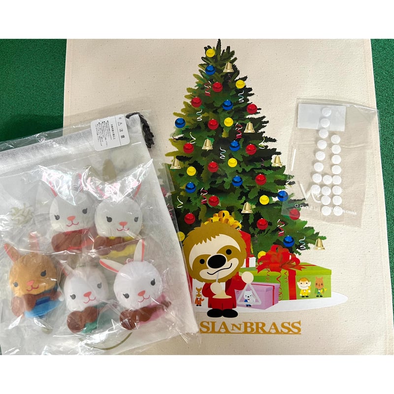 Many マニー うさぎのクリスマス フリークロス （限定品）希少 クリスマスツリーうさぎオーナメント（アクリルスタンド） - ARANZINET