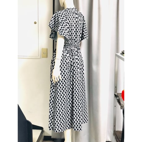 ＡＢＣＡ  ＢＬＡＮＣ  　ゴムウエストギャザーワンピース
