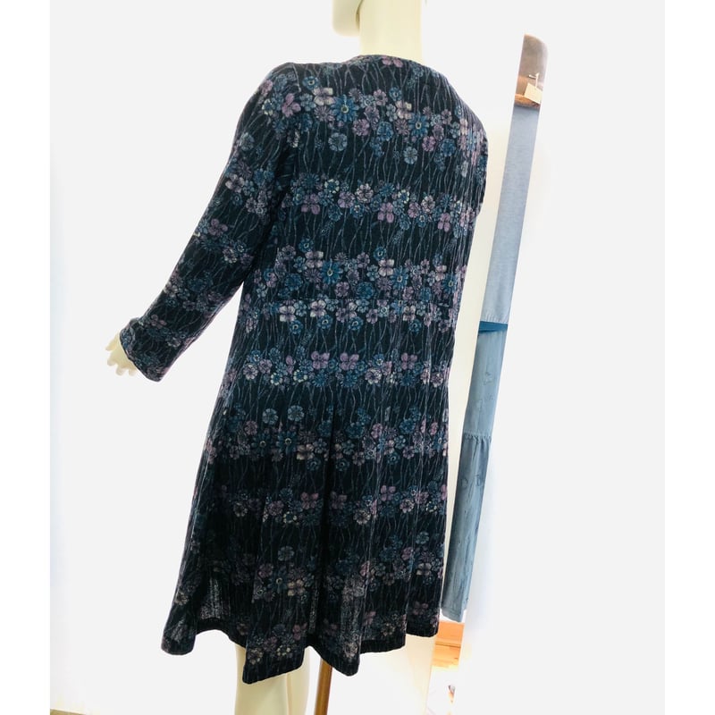INTERLINEAIRE ノーカラー刺繍チュニック