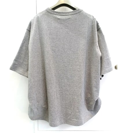 デザイナーブランドgomme   プリントサイドタックＴシャツ