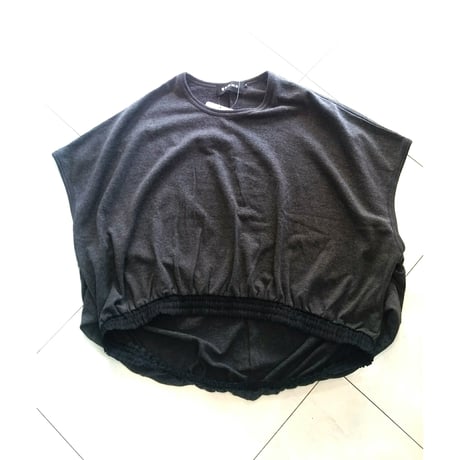 デザイナーブランドｇｏｍｍｅ   裏毛フェムギャザーＴシャツ