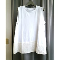 デザイナーズブランド　Ｑｒｅａｌ  裾フレアーノースリーブＴシャツ