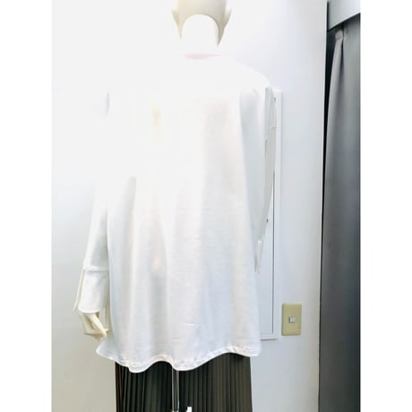 ＲＯＳＩＥＲ　 袖フレアーチュニックプルオーバー