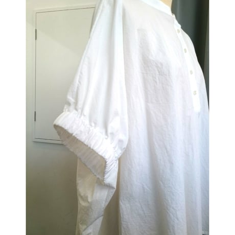ＡＢＣＡ  ＢＬＡＮＣ    スタンドカラーボリュームコットンプルオーバー