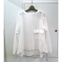 デザイナーズブランド　Ｑｒｅａｌ  コットン刺繍プルオーバー