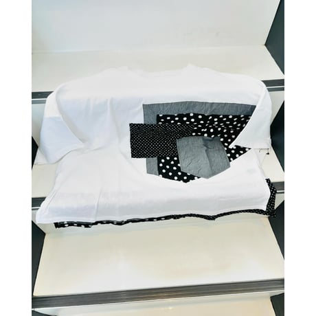 デザイナーズブランドＱｒｅａｌ  パッチワークボリュームＴシャツ
