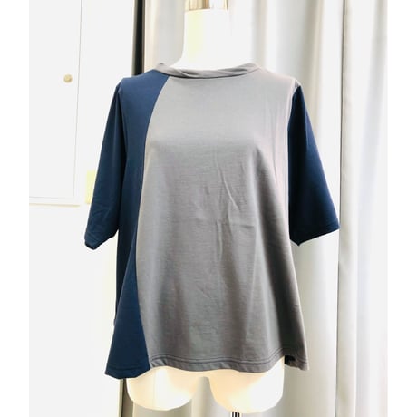 ＣＲＥＳＣＥＮＴ  　配色デザインＴシャツ