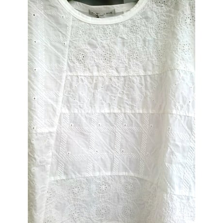 デザイナーズブランド　ＣＲＥＳＣＥＮＴ 刺繡ビッグプルオーバー