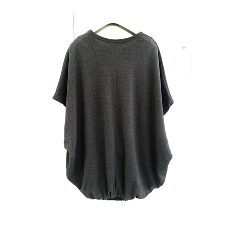 デザイナーブランドｇｏｍｍｅ   裏毛フェムギャザーＴシャツ