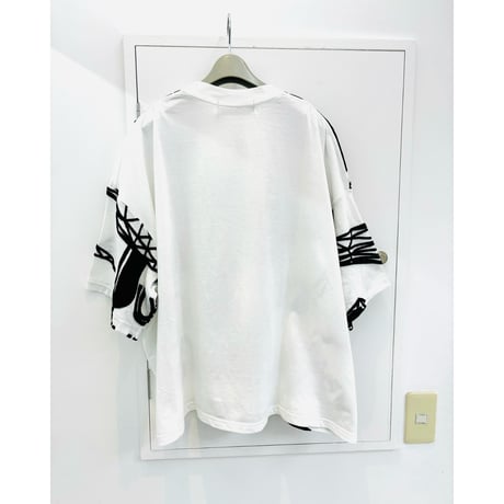 デザイナーブランドｇｏｍｍｅ　刺繍モダンビッグＴシャツ